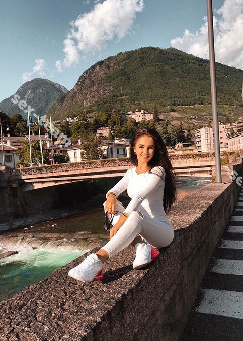 Алина